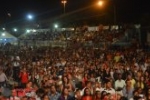 Centenas de fieis participam do 11° Aviva Ariquemes