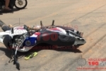 ARIQUEMES: Motociclista vai ao solo após acidente com Uno na Capitão Sílvio