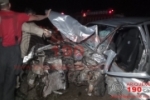 ARIQUEMES: Colisão frontal entre dois veículos deixa cinco vítimas feridas – Condutores ficaram presos nas ferragens