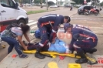 ARIQUEMES: Motociclista derrapa na via e fica ferido ao cair em solo na Av. Canaã