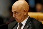 Alexandre de Moraes suspende nomeação de Ramagem para PF