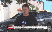 Elementos invadem residência e furtam fios no Jardim Alvorada – Vídeo