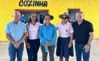 Deputado Coronel Chrisóstomo entrega veículo para a saúde em Chupinguaia e participa de evento com mulheres do campo