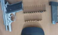 PORTE ILEGAL DE ARMA DE FOGO E MUNIÇÕES: PRF em Rondônia apreende arma de fogo de uso restrito