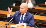Coronel Chris&oacute;stomo relata projeto que cria o Selo Cidade Limpa e incentiva boas pr&aacute;ticas ambientais nos munic&iacute;pios