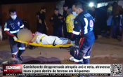 Caminhonete desgovernada atropela av&oacute; e neta, atravessa muro e para dentro de terreno em Ariquemes &ndash; LIVE: ESTAMOS NO AR! PROGRAMA BRONCA DA PESADA