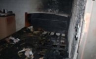 Mulher &eacute; presa ap&oacute;s incendiar casa com tr&ecirc;s crian&ccedil;as e moradores dormindo no interior de Rond&ocirc;nia