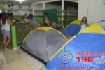 Ariquemes: Pais acampam nas creches atrás de vagas – Confira os vídeos – Débora Raposo afirma que novas creches serão construídas.