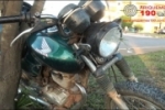 ARIQUEMES: Motociclista perde o controle da direção em rotatória e cai ao solo na Avenida JK com a Jamari