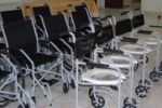 CUJUBIM: Prefeitura entrega dezenas de cadeiras de rodas aos deficientes por interm&eacute;dio do CRAS 