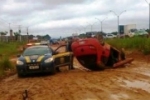 PORTO VELHO: Jovem vai testar carro que comprou por R$ 500,00 e capota