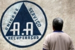 Alcoólicos Anônimos quer recuperar profissionais dependentes em Ariquemes