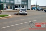 ARIQUEMES: Motociclista fica ferido após colisão com carro na Av. Jamari