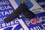 ARIQUEMES: Força Nacional e PM conduzem dupla a Delegacia em posse de simulacro de arma de fogo