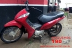 ARIQUEMES: Polícia Militar prende elementos desmanchando moto roubada no Setor 04