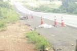 ARIQUEMES: Motociclista tem morte instantânea ao colidir frontalmente com táxi na BR–364