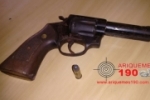 ARIQUEMES: Ap&oacute;s denuncia Pol&iacute;cia Militar conduz jovem a Delegacia de Pol&iacute;cia por porte ilegal de arma de fogo	