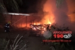 ARIQUEMES: Resid&ecirc;ncia abandonada &eacute; destru&iacute;da em grande inc&ecirc;ndio no Setor 10
