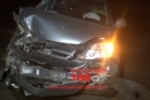 ARIQUEMES: Frente de carro &eacute; destru&iacute;da ap&oacute;s colis&atilde;o com caminh&atilde;o na BR&ndash;421