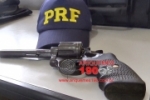 ARIQUEMES: PRF localiza rev&oacute;lver em ve&iacute;culo que fazia ultrapassagem em local proibido