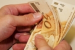 Salário mínimo sobe para R$ 937 a partir de domingo (1)
