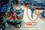 ARIQUEMES: C&acirc;meras flagram elemento furtando moto de trabalhador em frente a com&eacute;rcio na Alameda do Ip&ecirc;