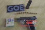 ARIQUEMES: Elementos com pistola 380 dentro de pick–up são presos pelo GOE
