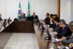 Exército nas fronteiras é solução para combate ao tráfico, diz governador