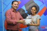 ARIQUEMES: Sobreira Móveis sorteia panela elétrica no Programa Bronca da Pesada