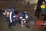ARIQUEMES: Mulher sofre queda de moto no centro da cidade e fica ferida