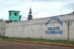 Vilhena – Detentos furam parede de cela para jogar água em vereador preso