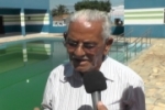 ARIQUEMES: Idoso afirma “IDADE VIVA está abandonada pela Prefeitura – Piscina está há 4 meses sem ser limpa, água está verde e podendo se tornar um criadouro de DENGUE”