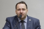 Alex Redano é autor de projeto sobre carteiras estudantis