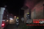 ARIQUEMES: Incêndio em residência abandonada no Setor 09 é combatido pelo Corpo de Bombeiros
