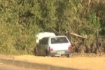 ARIQUEMES: Fiat Uno roubado em fazenda é abandonado próximo à ponte do Rio Branco