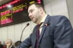 Deputado Alex Redano tem aprovada altera&ccedil;&otilde;es na Lei do professor e aluno nota 10
