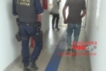 MONTE NEGRO: Homem &eacute; conduzido &agrave; Delegacia ap&oacute;s pegar telhas como pagamento de servi&ccedil;o