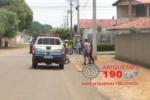 ARIQUEMES: Elemento é flagrado fazendo gestos obscenos para mulher em via pública