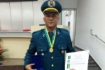 Sargento Carlos recebe Medalha de Mérito Legislativo