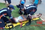 ARIQUEMES: Colisão de moto e carro em rotatória deixa mulher e criança feridas no Setor 09