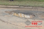 ARIQUEMES: Buraco causa queda de motociclista na Av. JK