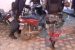 ARIQUEMES: Menor com Passagens abandona Biz roubada para fugir da Polícia