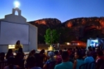 HOJE: Projeto leva em uma van movida a energia solar magia do cinema para as crianças de Ariquemes