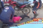 ARIQUEMES: Mulher é socorrida pelo SAMU após sofrer escoriações em acidente na Rua Fortaleza