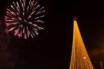 Árvore de Natal da ACIA encanta ariquemenses