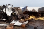 JARU: Carretas colidem frontalmente na BR–364