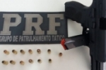 PRF APREENDE ARMA DE FOGO COM MUNIÇÕES