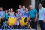 Adelino Follador participa da entrega de equipamentos agrícolas na Asprordes