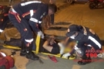 ARIQUEMES: Motociclista fica ferido após acidente na rotatória entre as Avenidas JK e Machadinho