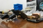 Polícia Civil apreende mais de 18 kg de drogas e um revólver calibre .38